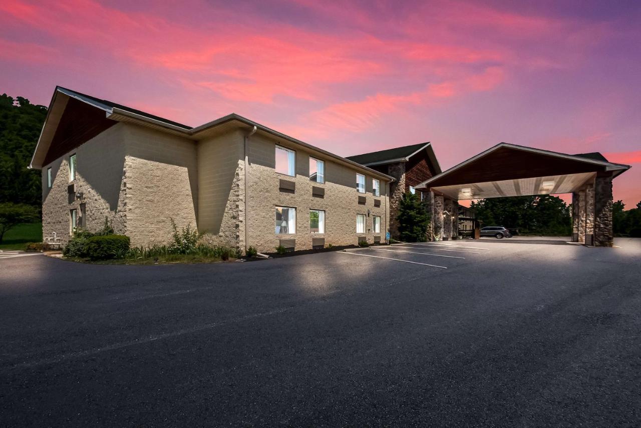 Surestay Plus Hotel By Best Western Berkeley Springs Ngoại thất bức ảnh